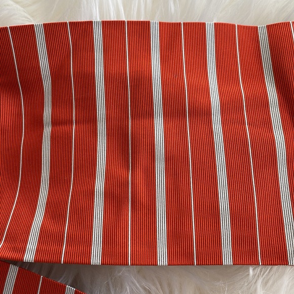 Brooks Brothers 100% Silk Ascot scarf, for Men or Women. - Picture 4 of 6